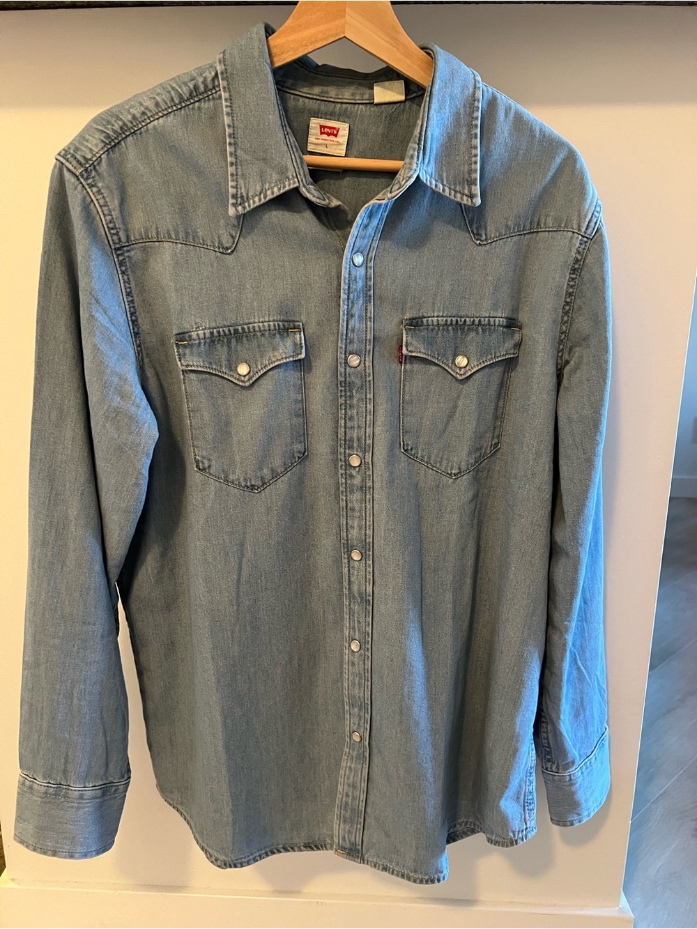 Levi's Light Blue Denim Western Shirt - Men's Button-Down